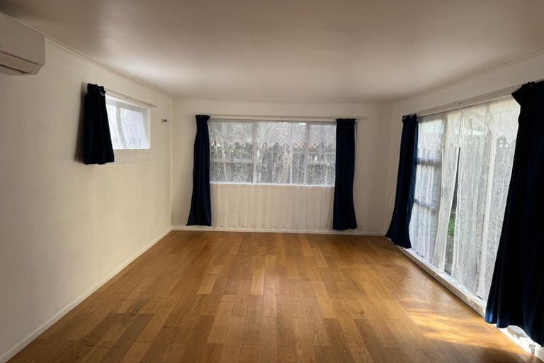 Photo of property in 11a Woodvale Road, Glen Eden, Auckland, 0602