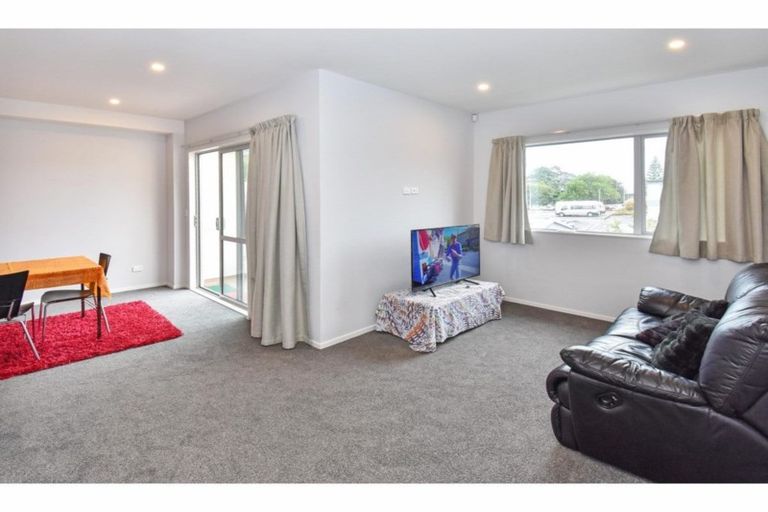 Photo of property in 37/11 Ray Small Drive, Papakura, 2110