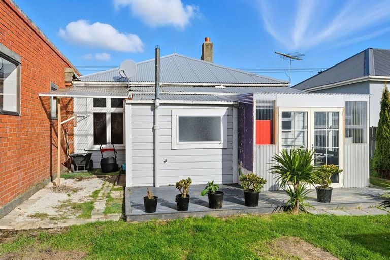 Photo of property in 228 Oxford Street, South Dunedin, Dunedin, 9012