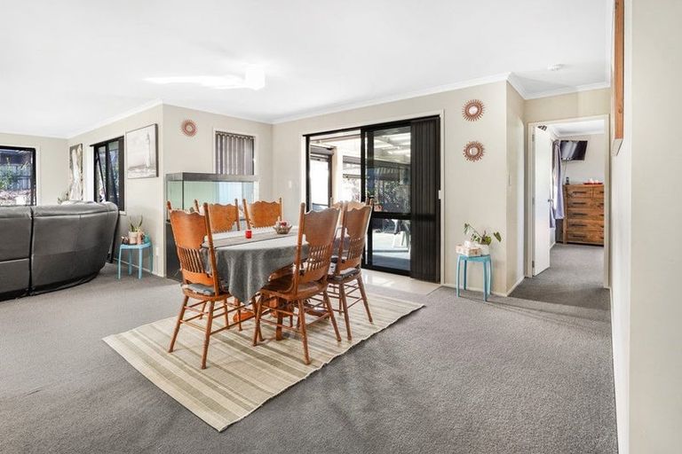 Photo of property in 12 Evergreen Rise, Grandview Heights, Hamilton, 3200