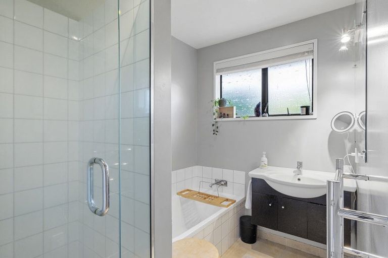 Photo of property in 1/6 Parr Place, Ilam, Christchurch, 8041