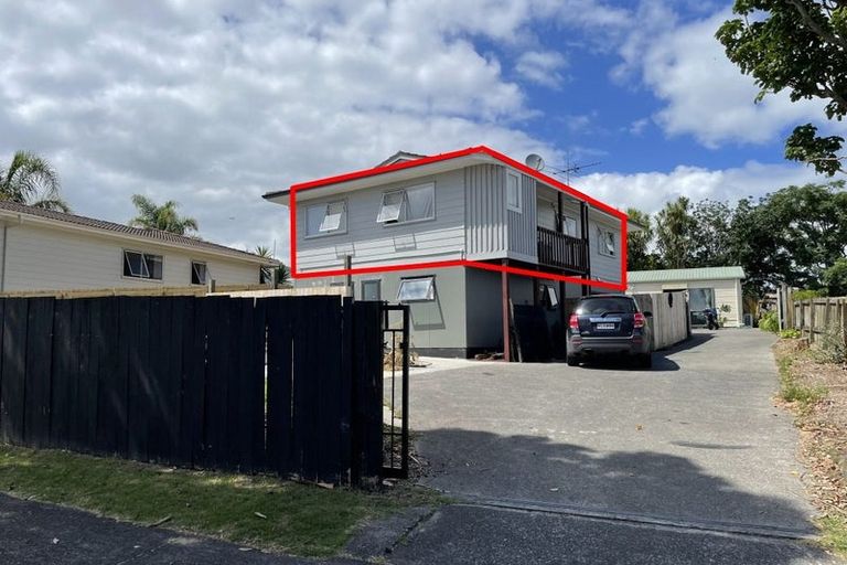 Photo of property in 4 Pureora Place, Clendon Park, Auckland, 2103