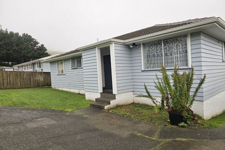 Photo of property in 3 Albion Street, Waitangirua, Porirua, 5024