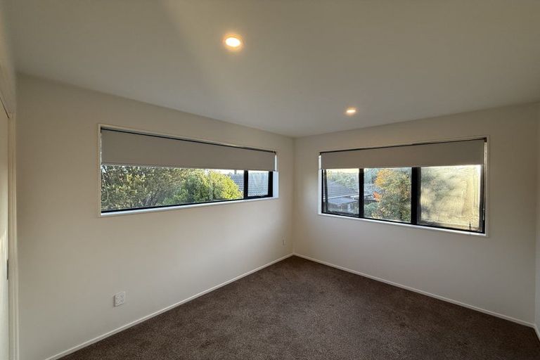 Photo of property in 51c West Harbour Drive, West Harbour, Auckland, 0618