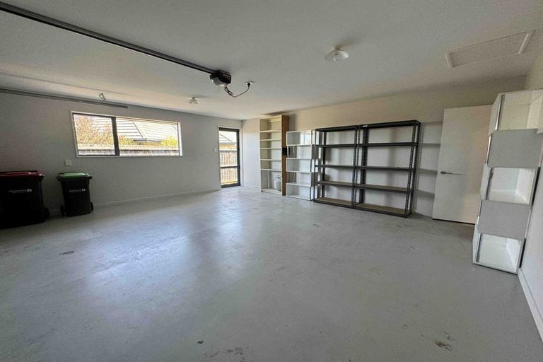 Photo of property in 34 Davaar Crescent, Broomfield, Christchurch, 8042