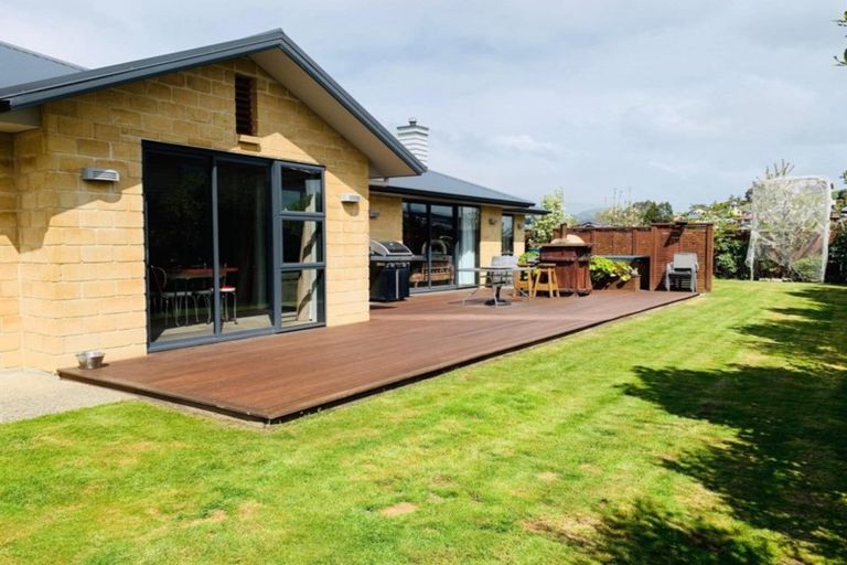 Photo of property in 14 Irwin Logan Drive, Mosgiel, 9024