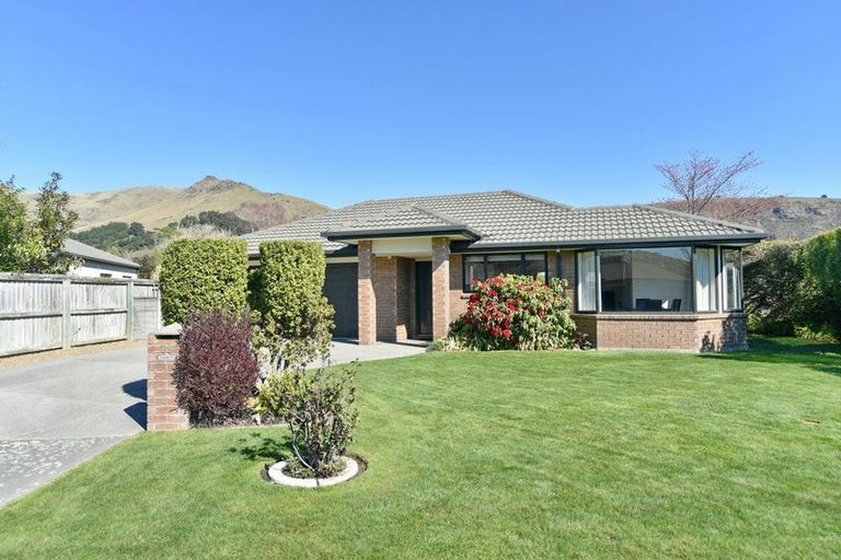 Photo of property in 39 Mauger Drive, Heathcote Valley, Christchurch, 8022