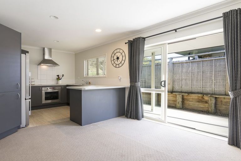 Photo of property in 16/19 Glencarron Place, Bethlehem, Tauranga, 3110