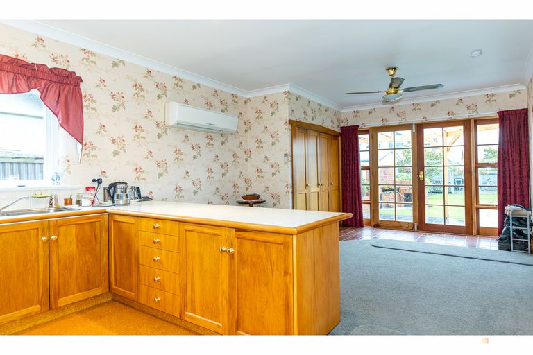 Photo of property in 208 Otipua Road, West End, Timaru, 7910