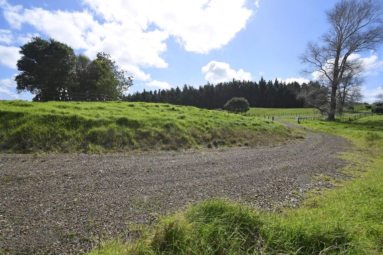 Photo of property in 23 Purupuru Lane, Kaiwaka, 0573