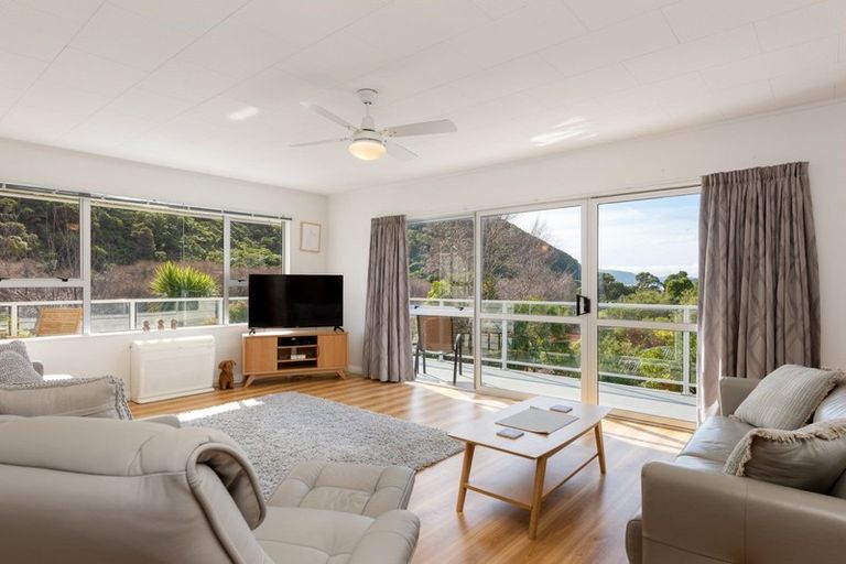 Photo of property in 31a Ranui Street, Waikawa, Picton, 7220
