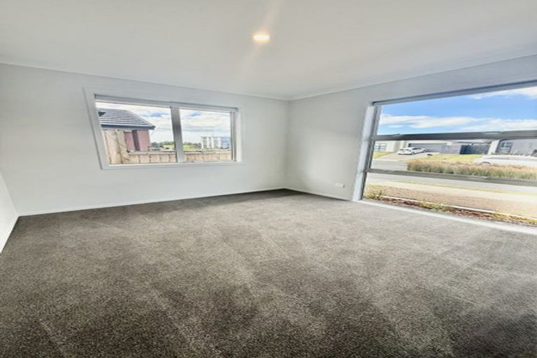 Photo of property in 49 Tamapahore Boulevard, Papamoa Beach, Papamoa, 3118