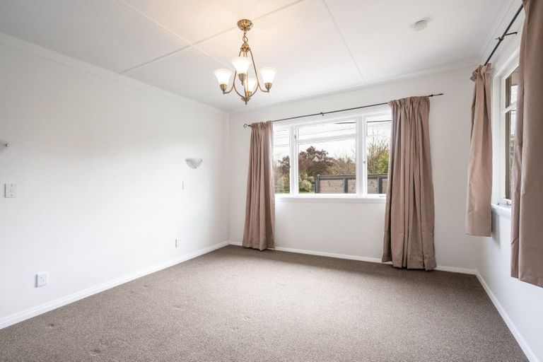 Photo of property in 140 Whitby Road, Wakefield, 7025