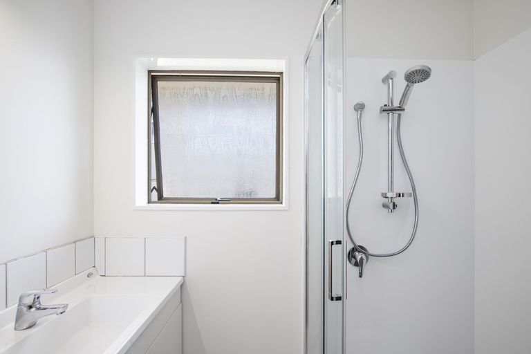 Photo of property in 71b Queen Street, Pukekohe, 2120