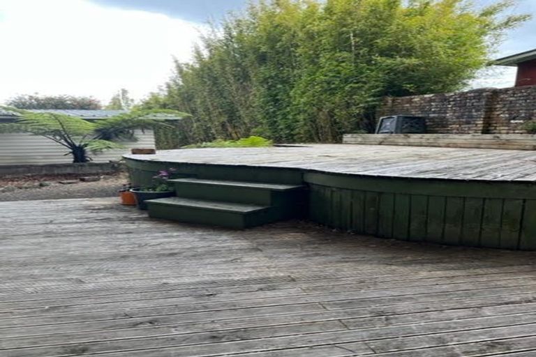 Photo of property in 802 West Coast Road, Oratia, Auckland, 0604