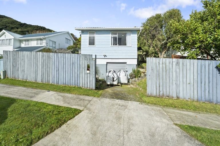 Photo of property in 26 Antrim Crescent, Wainuiomata, Lower Hutt, 5014