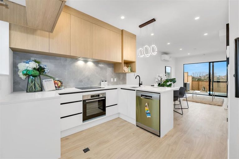 Photo of property in 7 Rana Road, Flat Bush, Auckland, 2019