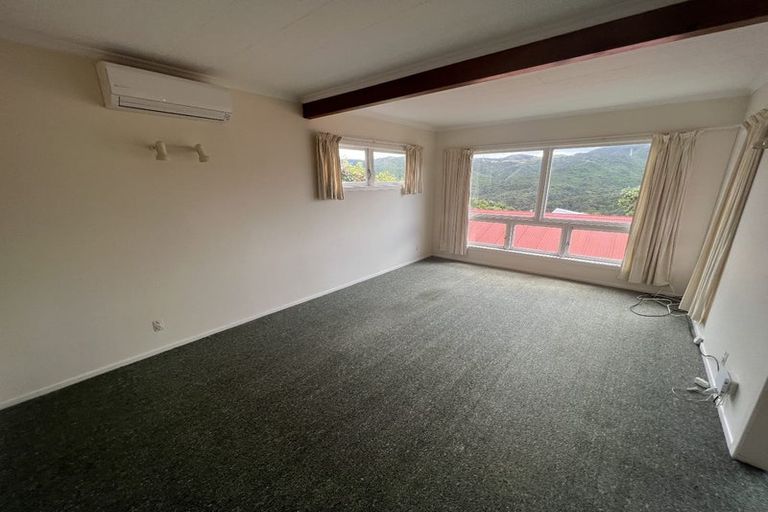 Photo of property in 7 Denbigh Way, Wilton, Wellington, 6012