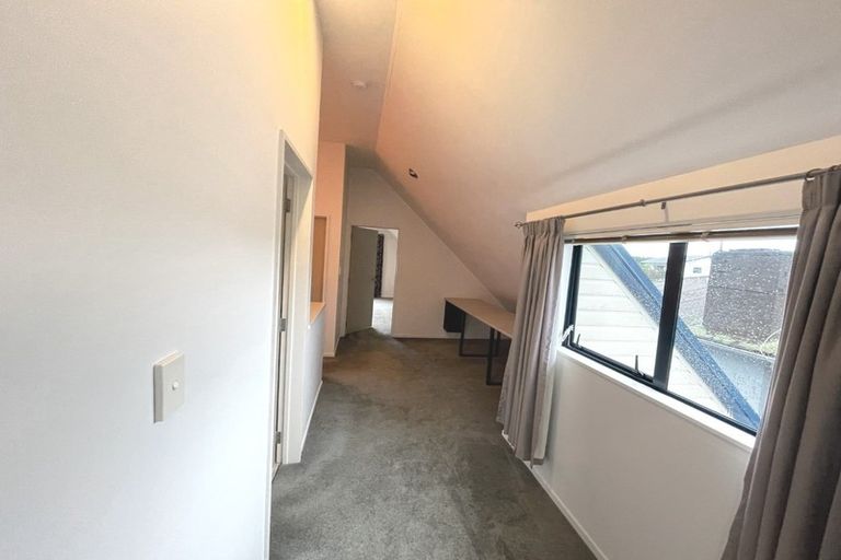 Photo of property in 13 Tiraumea Drive, Pakuranga, Auckland, 2010