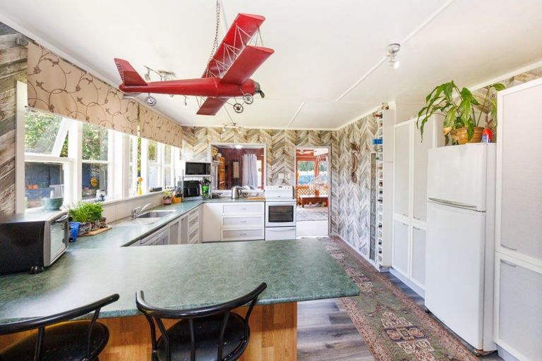 Photo of property in 23 Calico Line, Marton, 4710