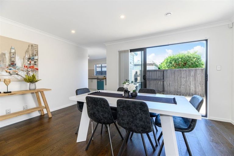 Photo of property in 166b Ennis Avenue, Pakuranga Heights, Auckland, 2010