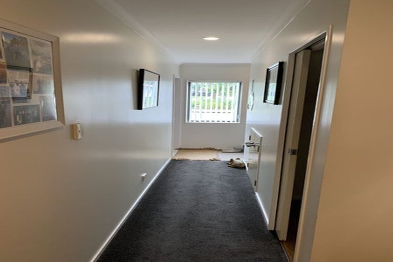 Photo of property in 3/17 Harbour View Road, Te Atatu Peninsula, Auckland, 0610