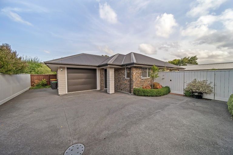 Photo of property in 4/249 Wairakei Road, Bryndwr, Christchurch, 8053