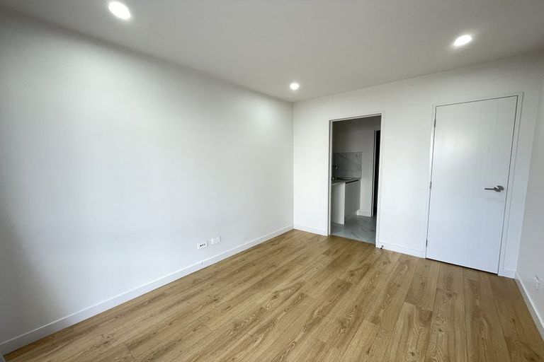 Photo of property in 28a Bruce Road, Glenfield, Auckland, 0629