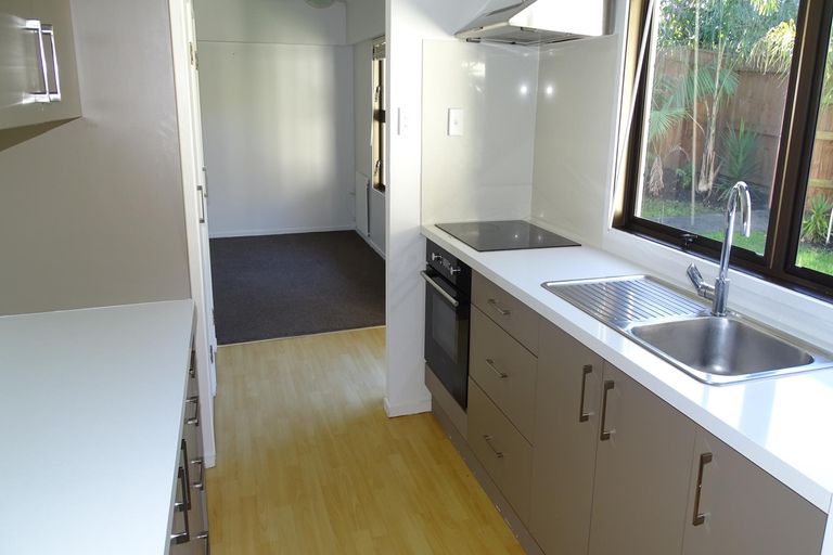 Photo of property in 3/59 Norwood Road, Bayswater, Auckland, 0622