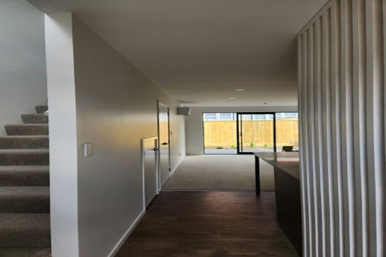 Photo of property in 3/23 Porutu Street, Fairfield, Lower Hutt, 5011