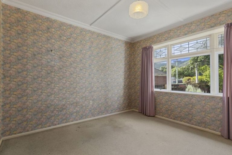 Photo of property in 51 Brook Street, Waterloo, Lower Hutt, 5011