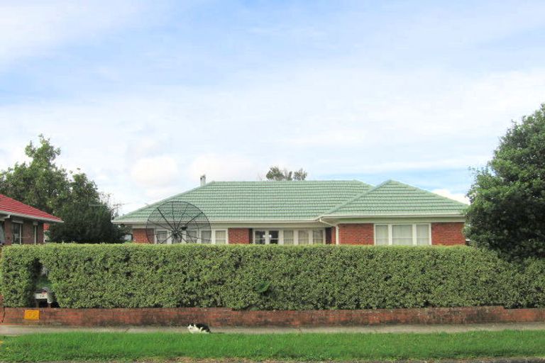 Photo of property in 14 Watson Place, Papatoetoe, Auckland, 2025