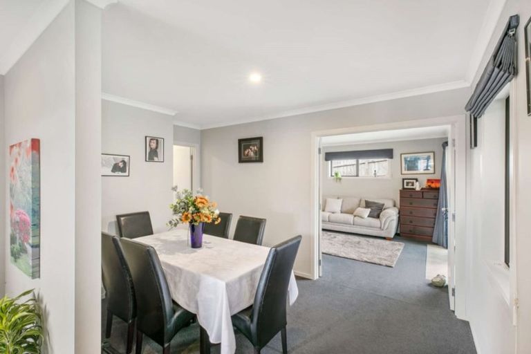 Photo of property in 117 Te Manatu Drive, Huntington, Hamilton, 3210