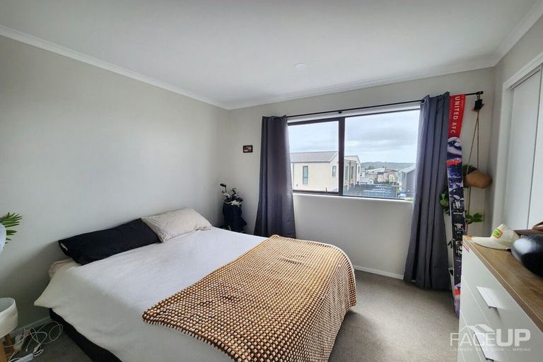 Photo of property in 48 Clark Road, Hobsonville, Auckland, 0616