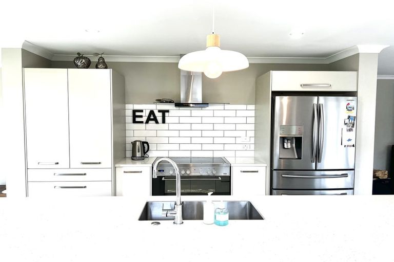 Photo of property in 24 Macphail Avenue, Rangiora, 7400