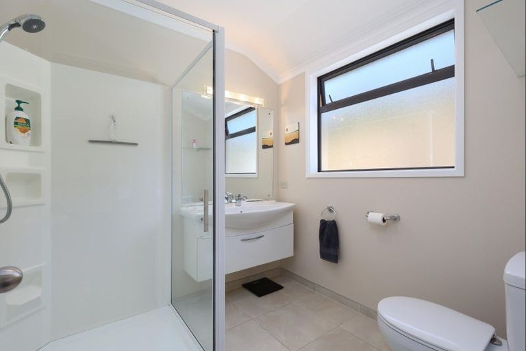 Photo of property in 50 Pine Hill Road, Ruby Bay, Upper Moutere, 7173