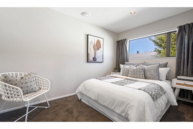 Photo of property in 33 Burnett Street, Oxford, 7430