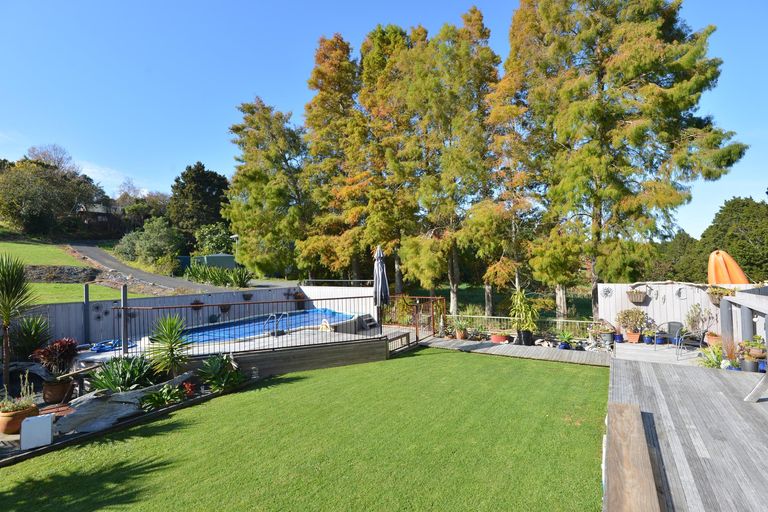 Photo of property in 69 Mackesy Road, Parahaki, Whangarei, 0112