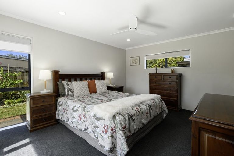 Photo of property in 18 Santa Barbara Drive, Papamoa Beach, Papamoa, 3118