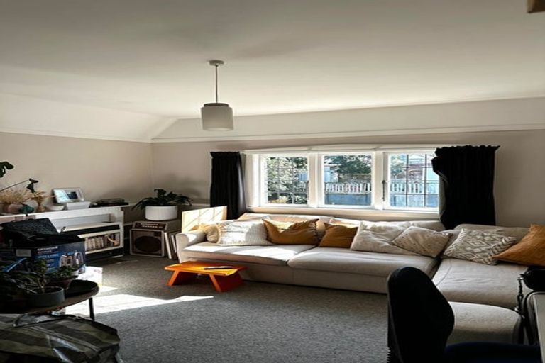 Photo of property in 526 Adelaide Road, Berhampore, Wellington, 6023