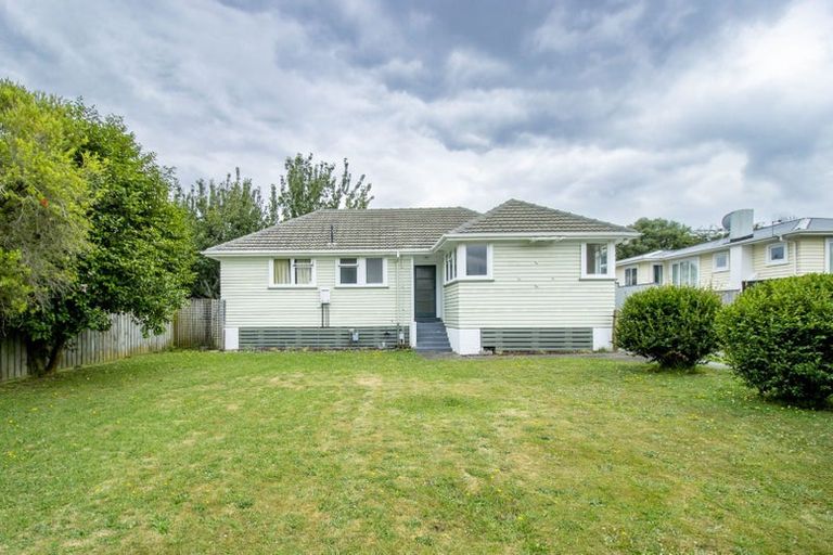 Photo of property in 33 Galway Avenue, Hokowhitu, Palmerston North, 4410