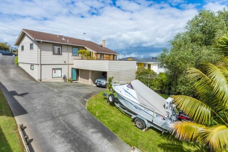 Photo of property in 1/13 Havelock Avenue, Forrest Hill, Auckland, 0620