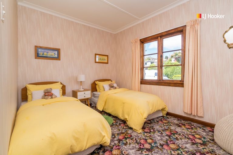 Photo of property in 16 Somerville Street, Andersons Bay, Dunedin, 9013