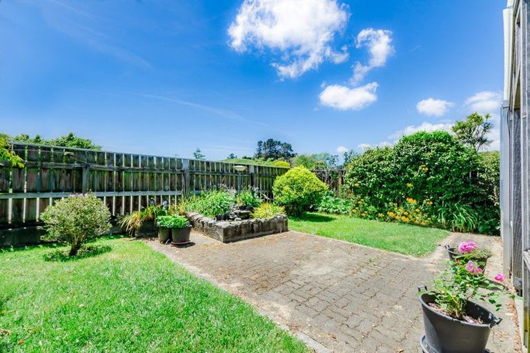 Photo of property in 15 Park Avenue, Waikanae, 5036