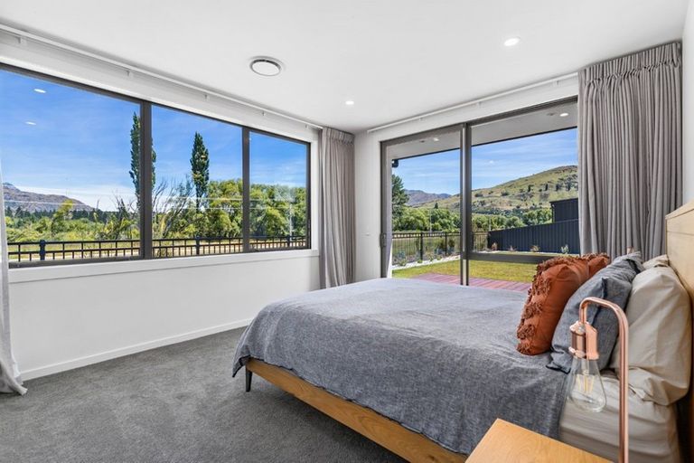 Photo of property in 27 Headley Drive, Lower Shotover, Queenstown, 9304