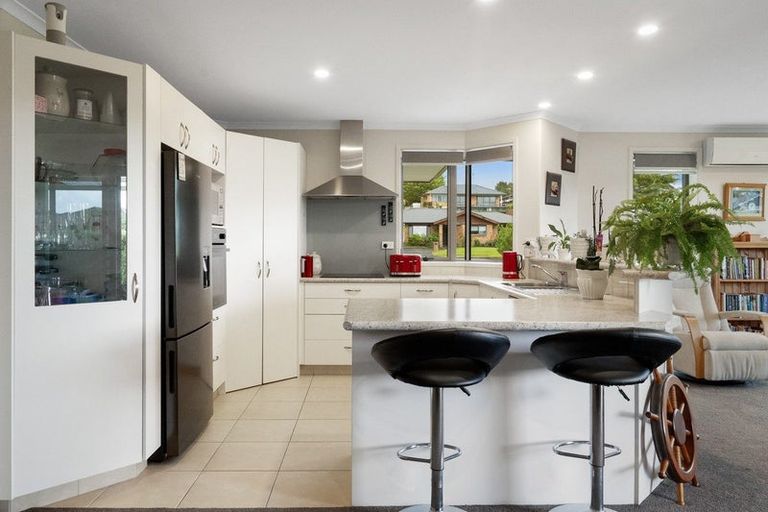 Photo of property in 15 Uretara Drive, Katikati, 3129