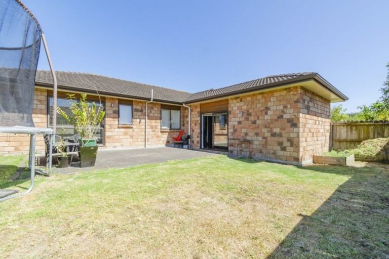 Photo of property in 27 Artillery Drive, Papakura, 2110