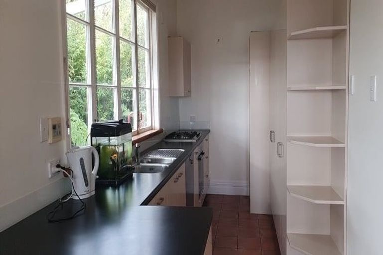 Photo of property in 7 Hipango Terrace, Durie Hill, Whanganui, 4500