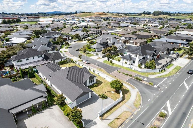 Photo of property in 250 Borman Road, Rototuna North, Hamilton, 3210