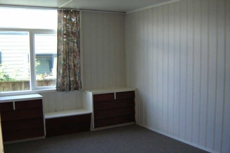 Photo of property in 14 Ngapotiki Street, Paraparaumu Beach, Paraparaumu, 5032